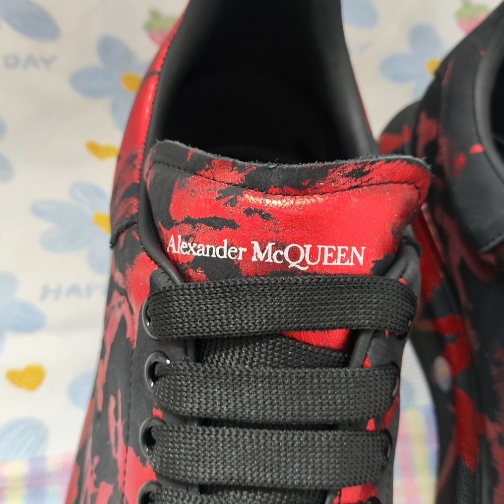 Alexander McQueen Black and Red Camouflage Leather Sneakers - Picture 2 of 7